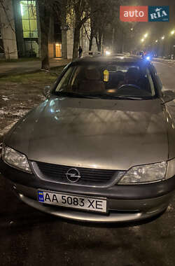 Универсал Opel Vectra 1997 в Киеве