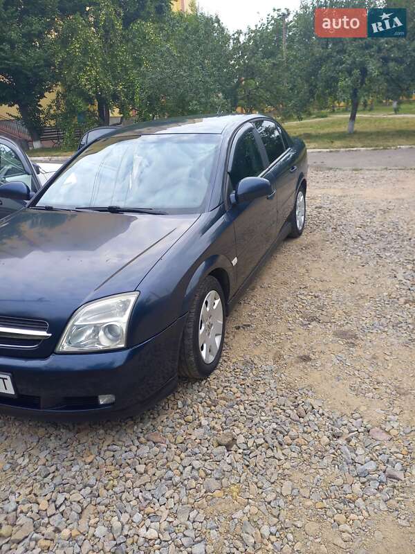 Седан Opel Vectra 2003 в Оратові