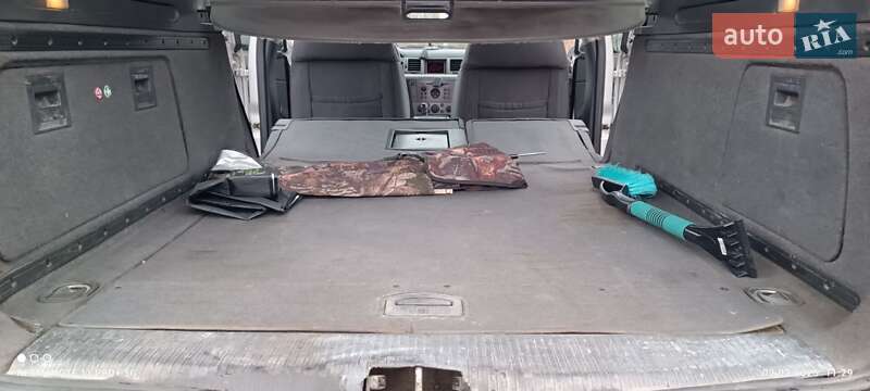 Універсал Opel Vectra 2003 в Нововолинську