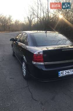 Седан Opel Vectra 2004 в Кривому Розі