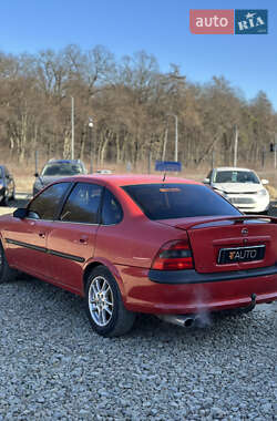 Седан Opel Vectra 1998 в Львові