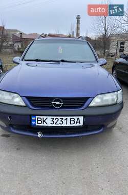 Универсал Opel Vectra 1996 в Калиновке