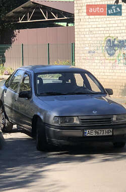 Седан Opel Vectra 1992 в Новомосковске