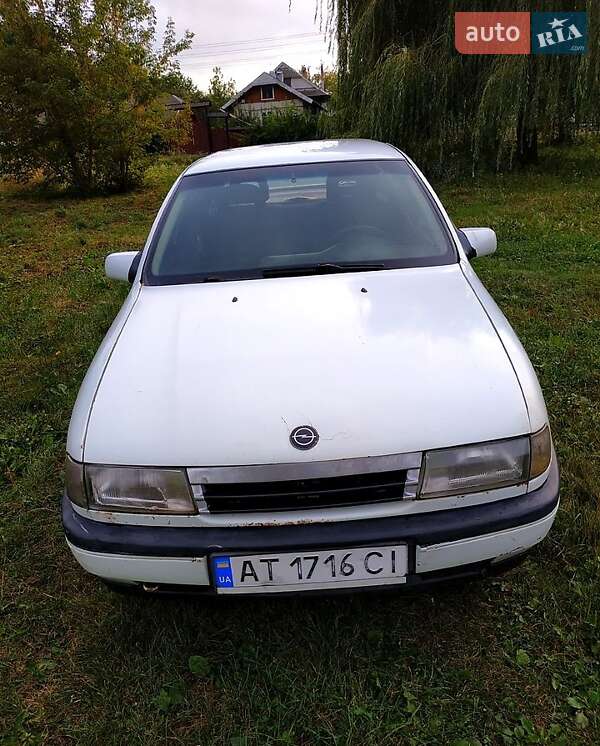 Седан Opel Vectra 1989 в Коломые