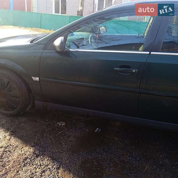 Универсал Opel Vectra 2004 в Литине