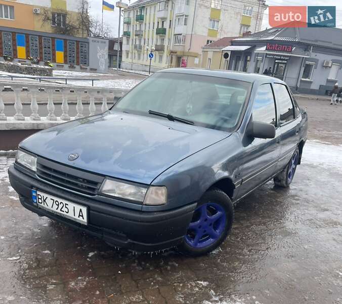 Седан Opel Vectra 1989 в 