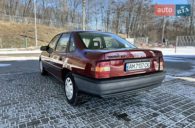 Седан Opel Vectra 1992 в Житомире