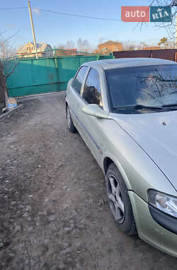 Седан Opel Vectra 1996 в 