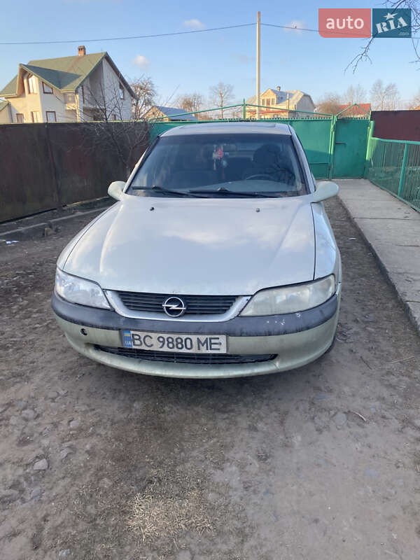 Седан Opel Vectra 1996 в 