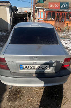 Седан Opel Vectra 1996 в Хмельнике