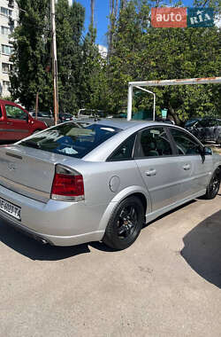 Лифтбек Opel Vectra 2004 в 