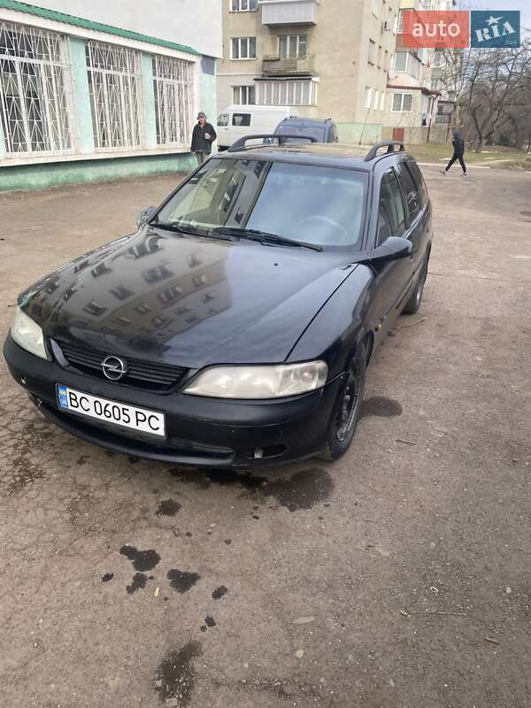 Универсал Opel Vectra 1998 в Дрогобыче