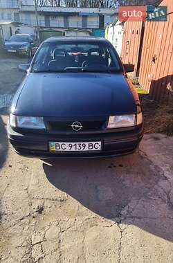 Лифтбек Opel Vectra 1995 в Львове