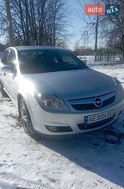 Седан Opel Vectra 2005 в Верхнеднепровске