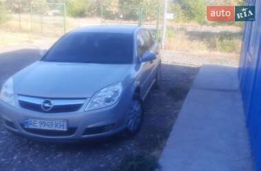 Седан Opel Vectra 2006 в Широкому