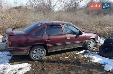 Седан Opel Vectra 1990 в Славянске