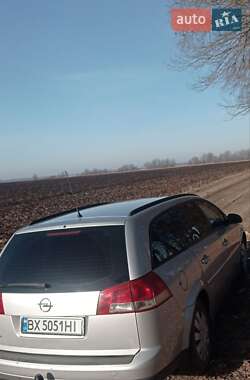 Универсал Opel Vectra 2004 в 