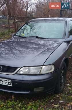 Лифтбек Opel Vectra 1997 в 