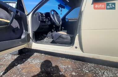 Седан Opel Vectra 1989 в 
