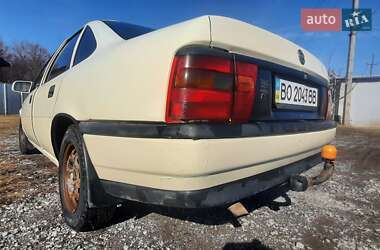 Седан Opel Vectra 1989 в 