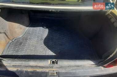 Седан Opel Vectra 1989 в 