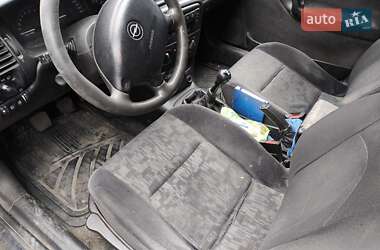 Универсал Opel Vectra 1998 в 