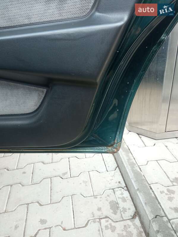 Седан Opel Vectra 1995 в Коломые