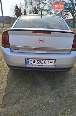 Седан Opel Vectra 2003 в 