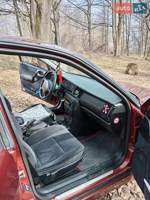 Седан Opel Vectra 1999 в 