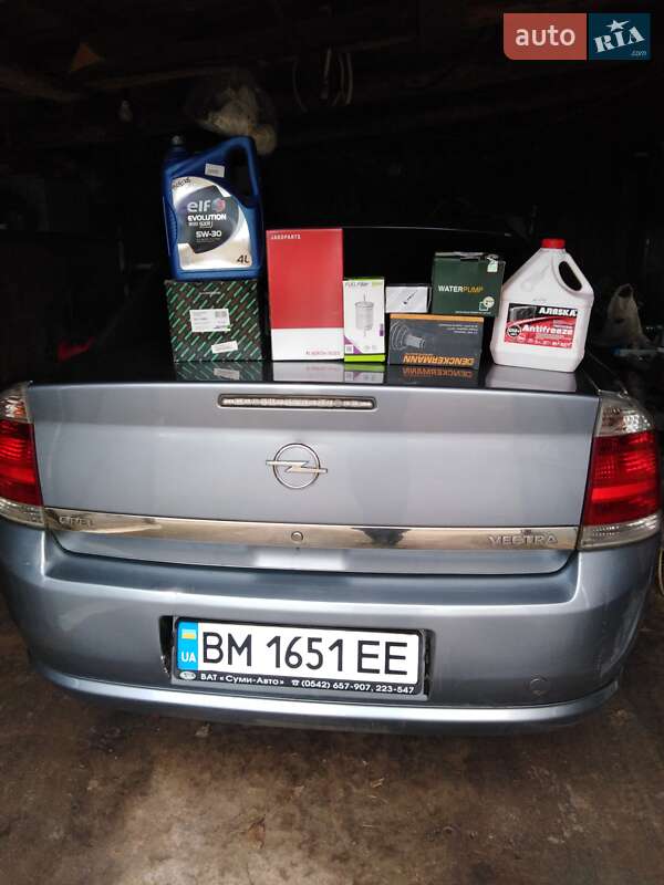 Седан Opel Vectra 2007 в Ромнах