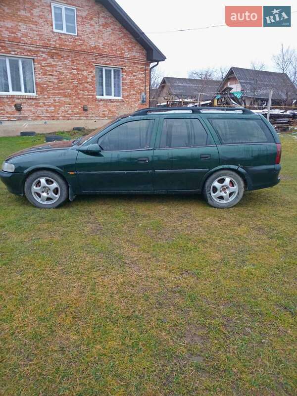 Универсал Opel Vectra 1997 в Калуше