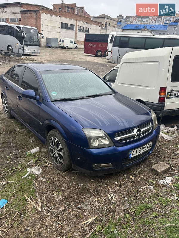 Седан Opel Vectra 2004 в 