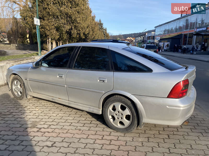 Седан Opel Vectra 2000 в Сколе