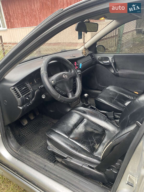 Седан Opel Vectra 2000 в Сколе