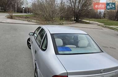 Седан Opel Vectra 1999 в 