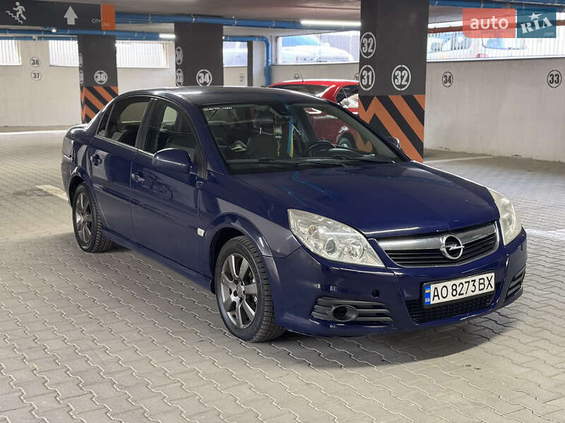 Седан Opel Vectra 2006 в 