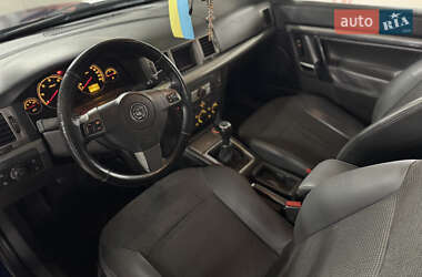 Седан Opel Vectra 2006 в 