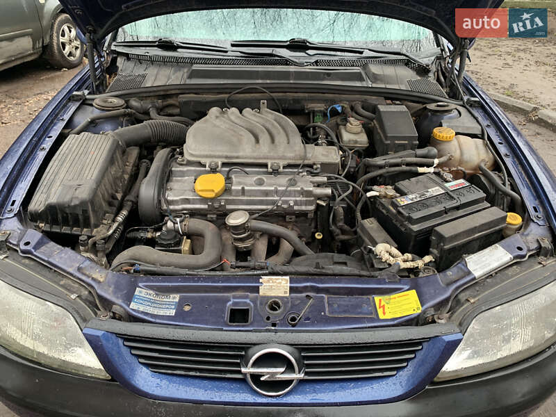 Универсал Opel Vectra 1998 в Конотопе