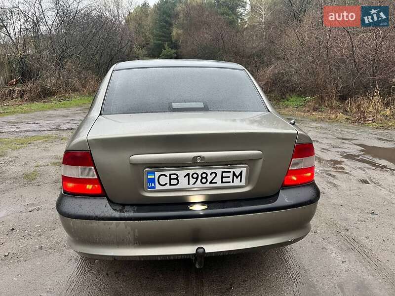 Седан Opel Vectra 1997 в Нежине