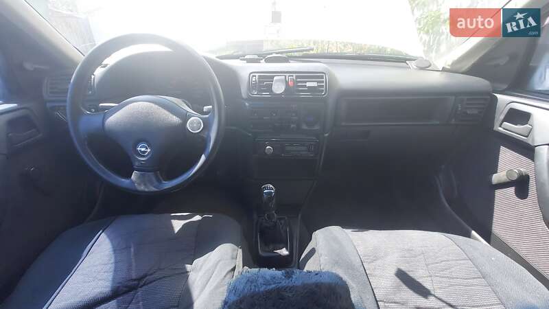 Седан Opel Vectra 1990 в Львове