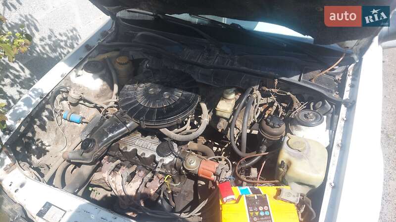 Седан Opel Vectra 1990 в Львове