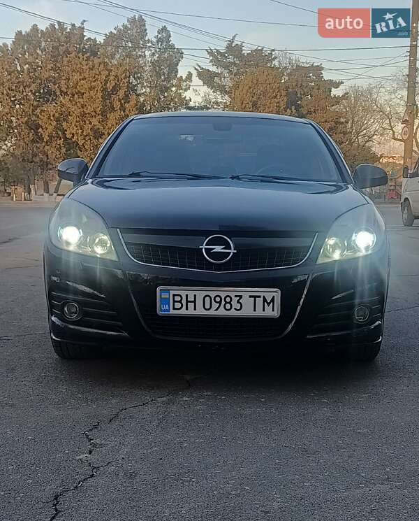 Седан Opel Vectra 2006 в 