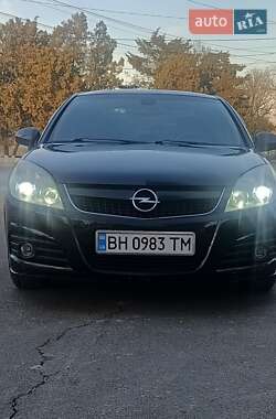 Седан Opel Vectra 2006 в 