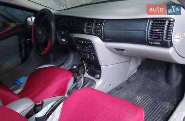 Седан Opel Vectra 2000 в Львові