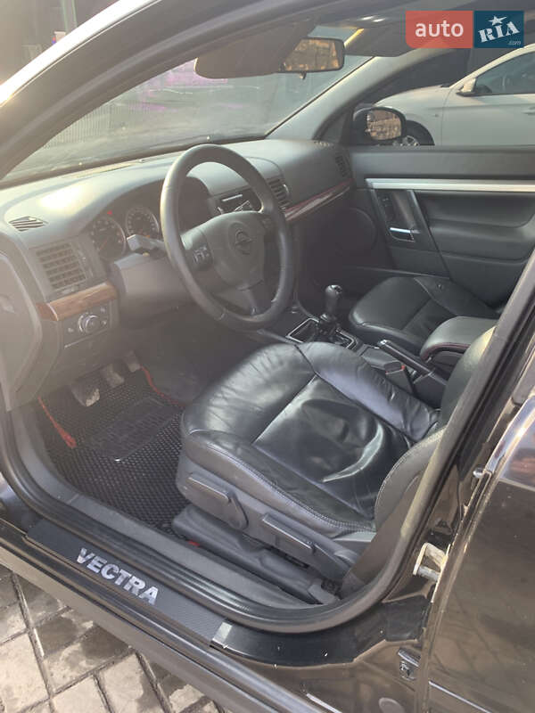 Седан Opel Vectra 2002 в Запорожье