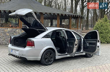 Лифтбек Opel Vectra 2003 в 