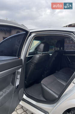 Лифтбек Opel Vectra 2003 в 