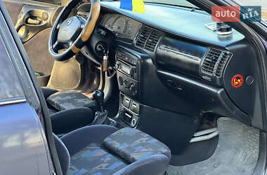 Седан Opel Vectra 1996 в 