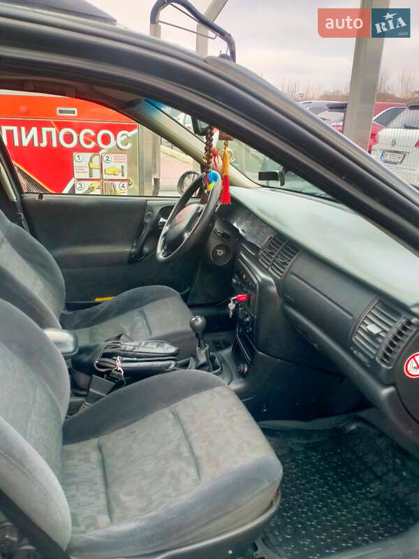 Універсал Opel Vectra 1999 в Рівному