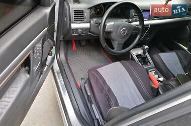 Лифтбек Opel Vectra 2002 в 